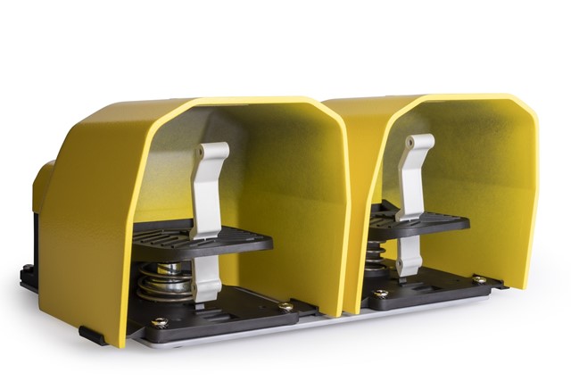 PDK Series Metal Protection 2*(1NO+1NC)+(1NO+1NC) with Hole for Metal Bar Double Step Double Yellow Plastic Foot Switch